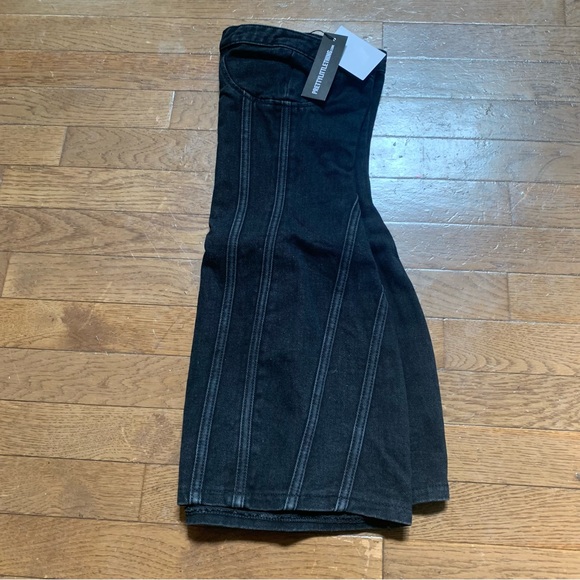 PrettyLittleThing Washed Black Seam Front Denim Mini Dress USA 8 , UK 12 Black - Picture 8 of 14